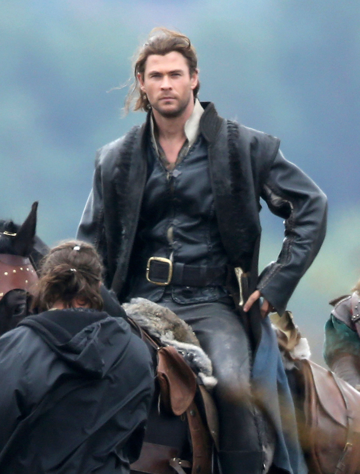 “Chris Hemsworth on a horse makes a decent Harlequin cover” links